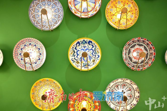 4月20日大明湖超然楼广场“变身”中山好物大集！石岐乳鸽、醉龙舞、古镇灯饰都来了