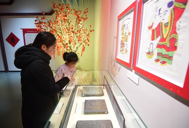 “沿着运河看年画”展览带着年味亮相山东博物馆