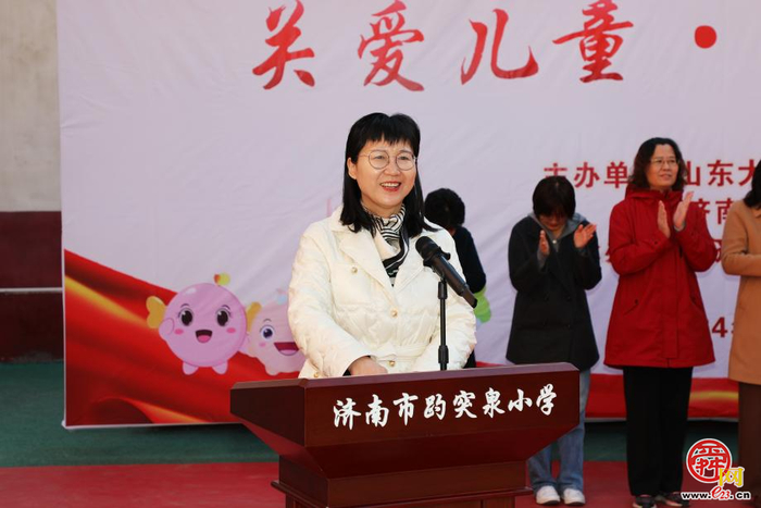 济南市儿童医院与济南市趵突泉小学 联合举办“关爱儿童·校园健康行”活动