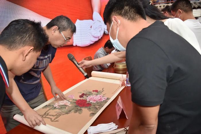 本周六济南英雄山文化市场免费鉴宝，快去“盘家底”