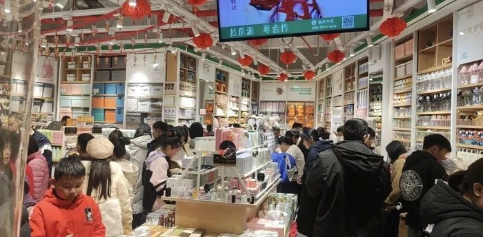 “泉”在济南过大年｜一个街区接待人次竟高达52.9万 济南春节假期“热辣滚烫”的背后