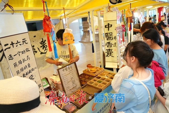 “潮”起来！非遗文创产品受青睐