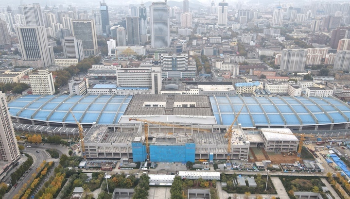 项目强省会｜济南站增设北站房项目主体结构初显