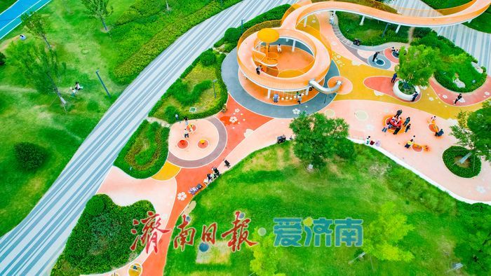 多巴胺配色点亮城市角落 白泉景观廊道儿童乐园成济南亲子打卡新地标