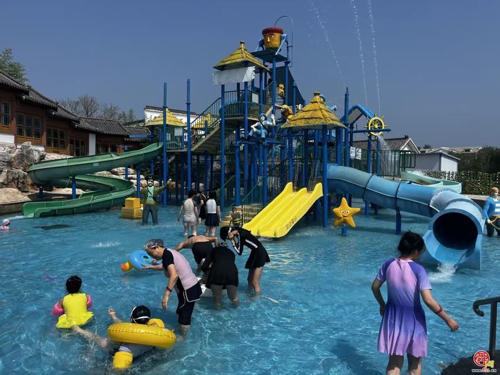 德百温泉“复合型亲水避暑产品”出圈！39.9元畅享水上乐园夏季清凉