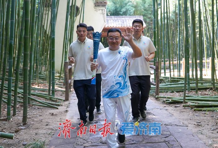 一汪洪范泉，一卷振兴图！2026济南国际泉水节“泉炬”传递活动暨平阴县洪范池镇第七届泉水文化旅游节活动侧记