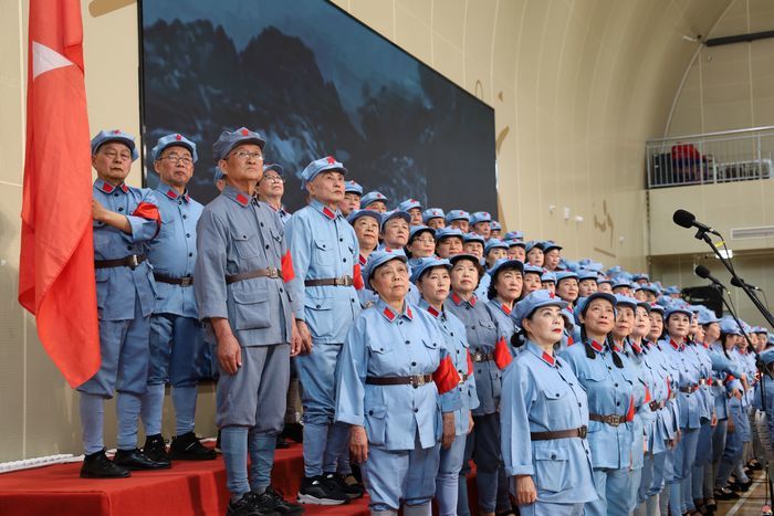 红色经典润校园 长征精神励少年丨《长征组歌》专场演出在山东省实验中学举行