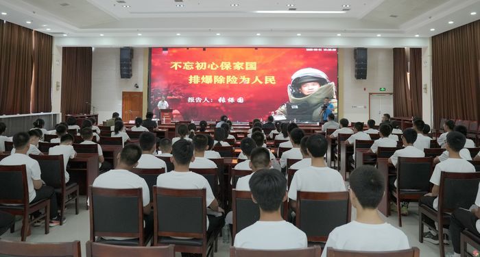 从 “认知” 到 “笃行”，书写新时代国防教育新答卷——“爱我国防”2025年济南市青少年军事体验活动圆满收官