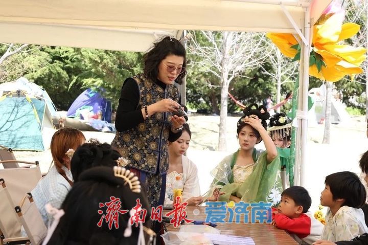 一年四季 泉在济南 