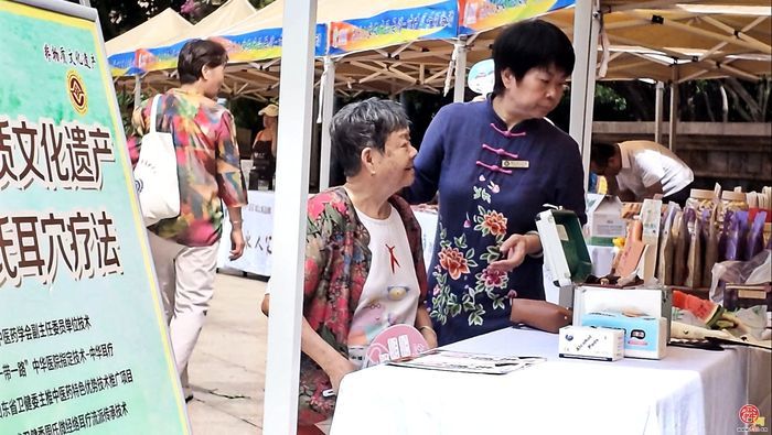 活动回顾｜泉水人家市集首进舜园社区！熟食香、瓜果甜，居民下楼就开逛
