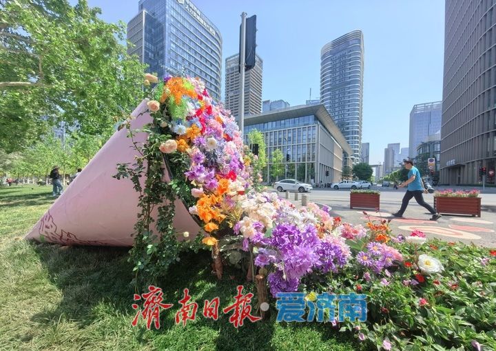 “五一”来CBD听“花瀑心语”！济南中央商务区新添一处网红打卡地