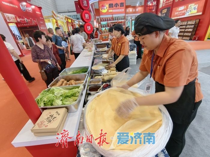 第十届中华老字号(山东)博览会人气高涨