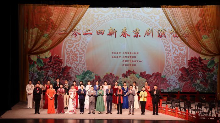 假期客流突破270万、营业收入近1.7亿元 槐荫假日经济人气旺 市场兴