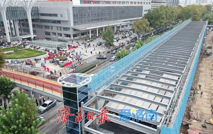 缓解“医圈”停车难，齐鲁医院旁新增非机动车停车场