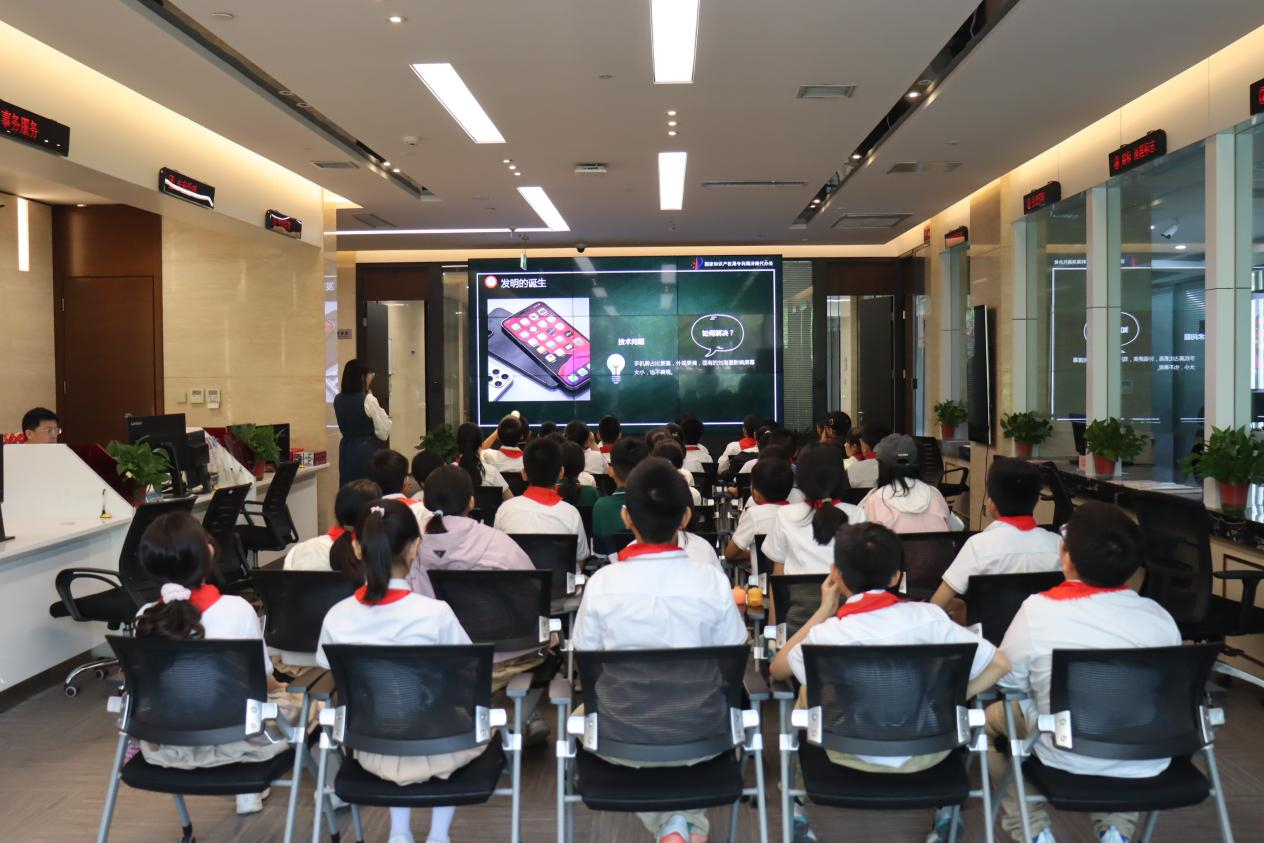 “知产启智 筑梦未来”——济南高新区政校携手举办识产权开放日主题活动
