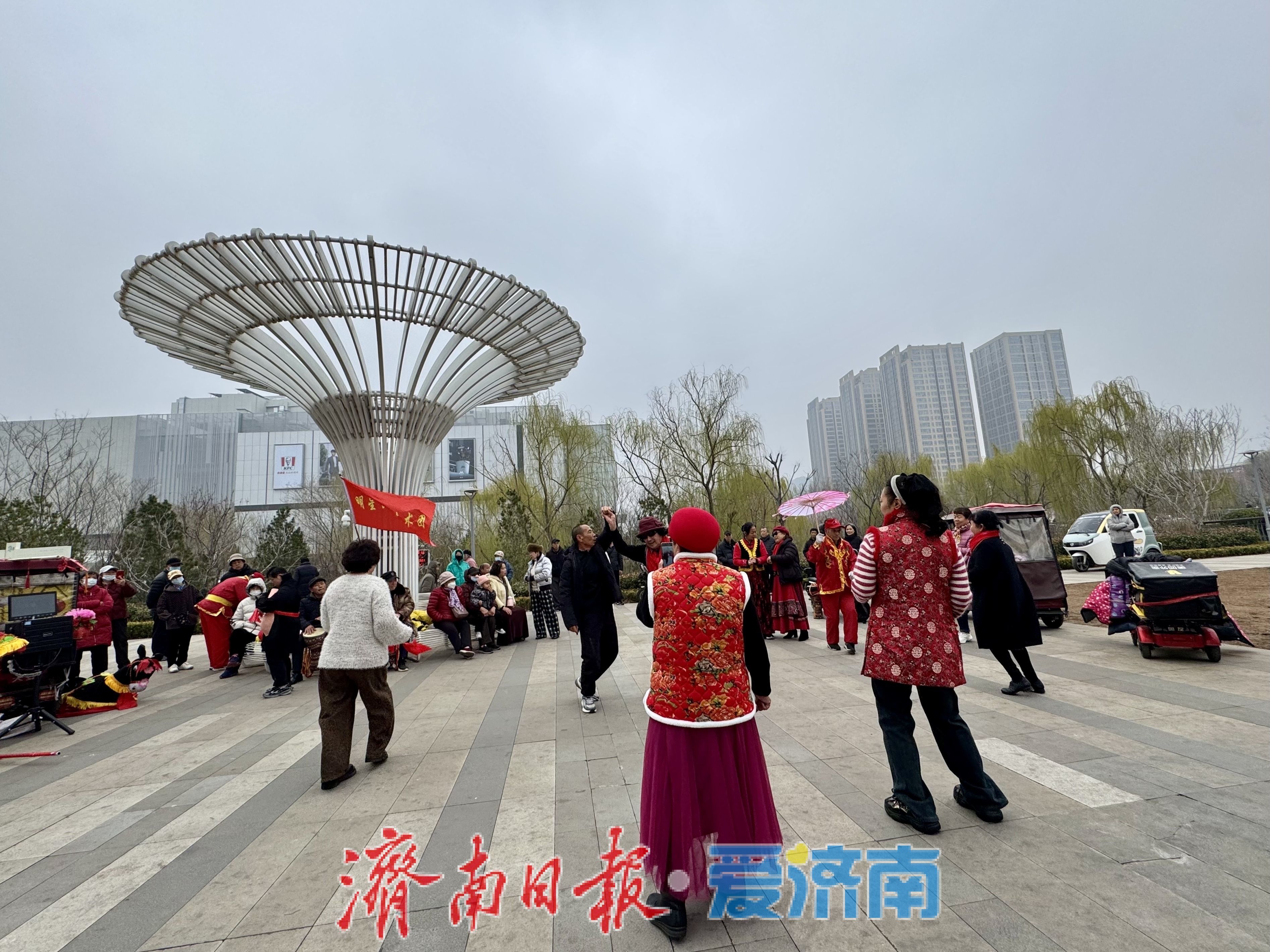 市民自发艺术活动，点亮城市公共空间