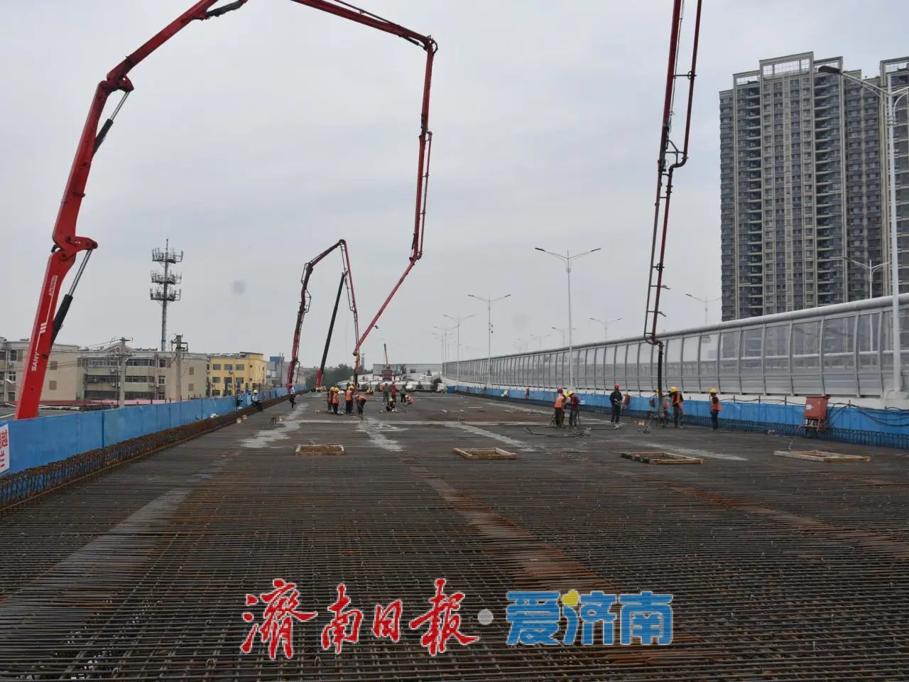 项目强省会｜别样“赶考”：济南黄河公路大桥扩建工程左集散道桥实现主体桥梁贯通