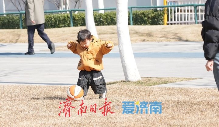 踏春享春日暖阳