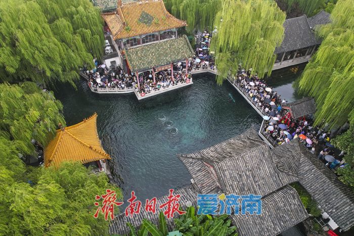 一年四季 泉在济南丨泉水奔涌“赋能”假日经济，济南文旅市场焕发新生机