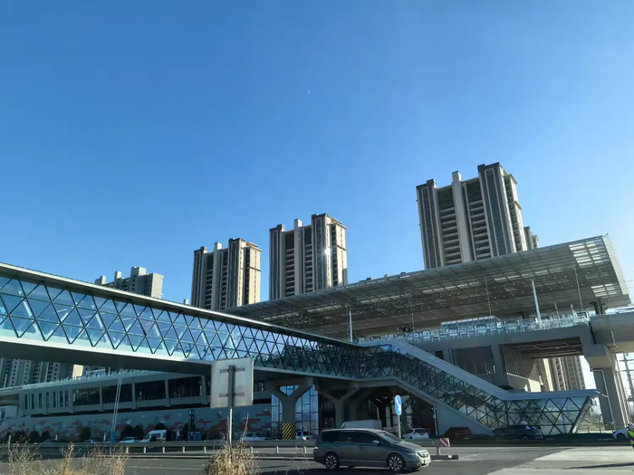 一条地铁线与一座城的双向奔赴：写在济南轨道交通8号线开通之际