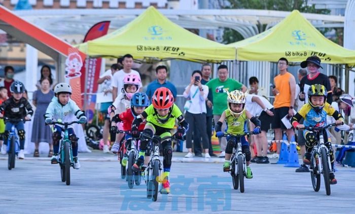 “泉”在济南过暑假｜济南体育搭建舞台 送“好戏”