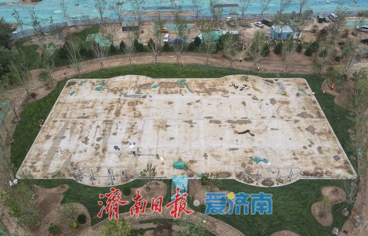 黄河边建设足球场，丁太鲁绿带公园各功能区雏形显现