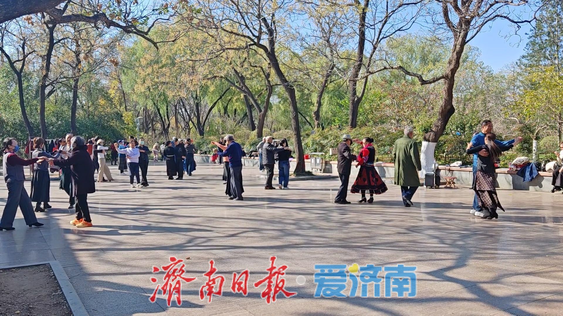 泉城公园载起济南冬日“小确幸”