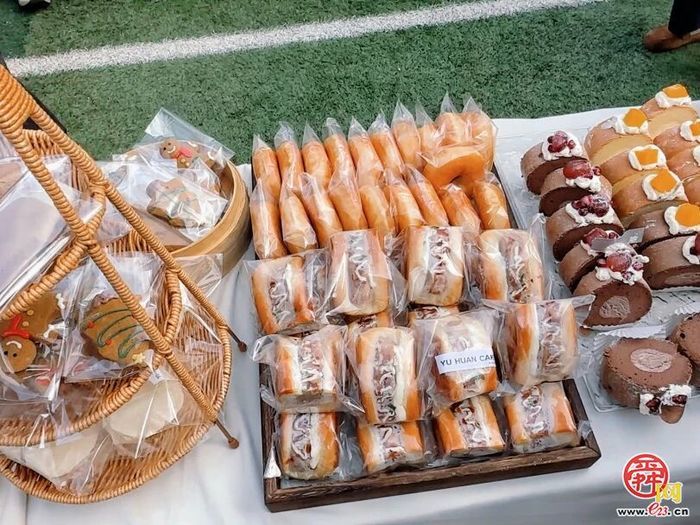 全环境立德树人·爱心义卖丨“童眼看世界·爱心筑梦想”——东城逸家小学第6届爱心义卖活动