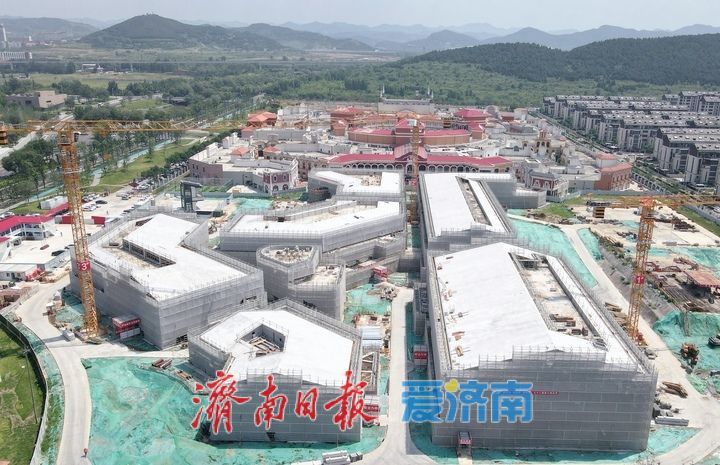 打造济南东部城区“一日微度假”目的地，高新百联奥特莱斯二期展现雏形