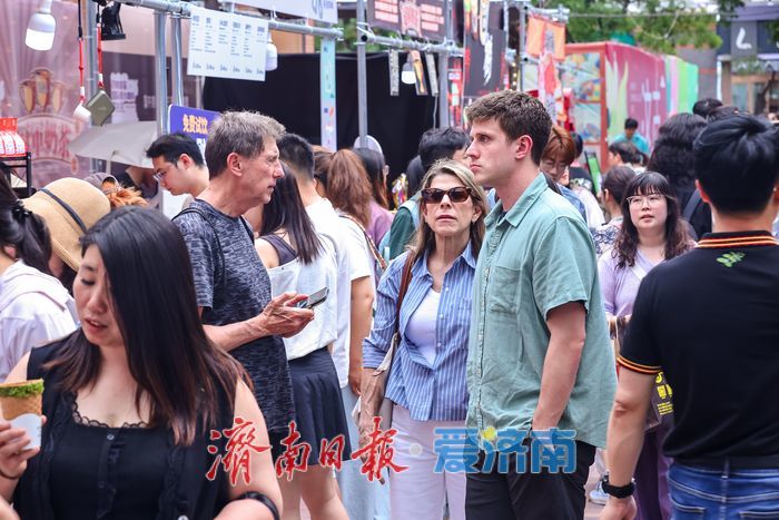 泉韵醇香迎远客 济南国际泉水咖啡嘉年华尽显国际风采