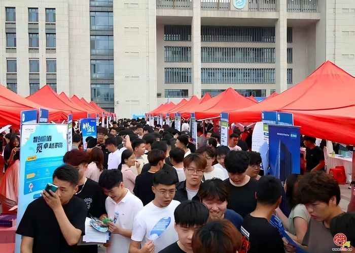 章丘区全年110场招聘会助力高质量充分就业