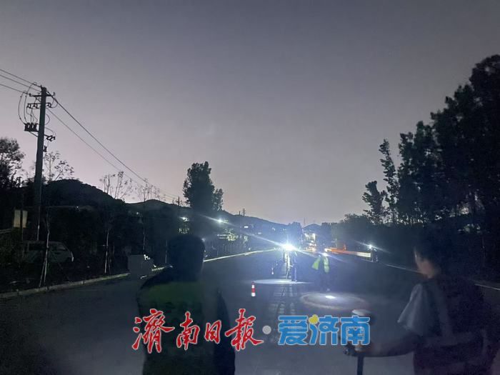 新拓宽的济南港九路即将正式通车