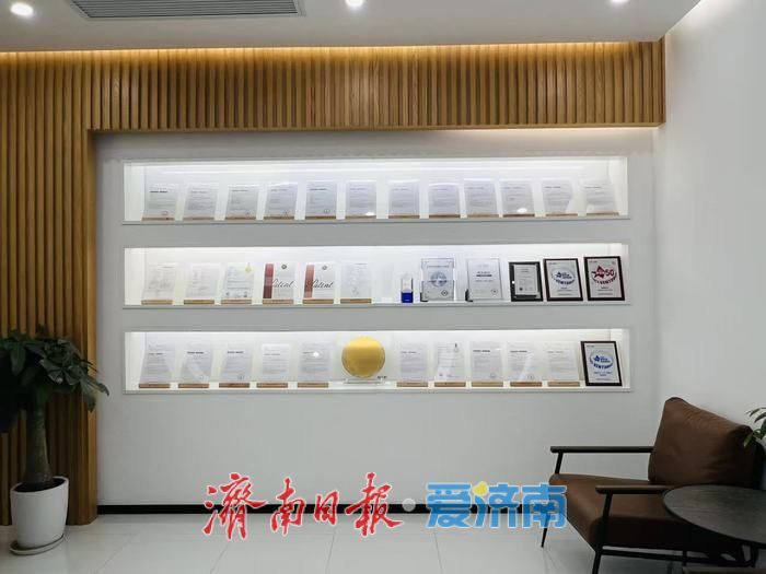 斩获“中国芯”大奖！济南“小巨人”企业激活AI视频“芯引擎”