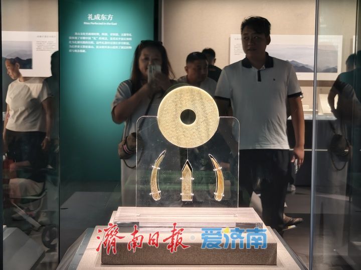 204件（套）泰山相关文物集中亮相！年度重磅大展在山东博物馆开展