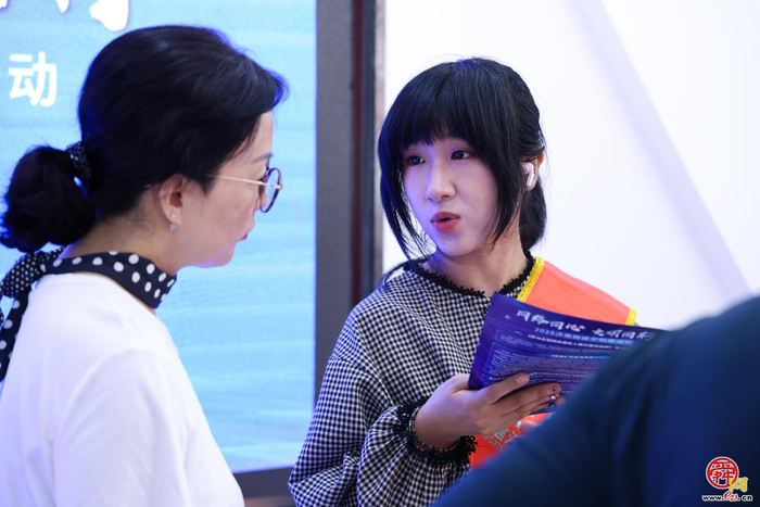 趣味互动学文明 2025济南网络文明周“六进”宣讲活动走进康城花园社区