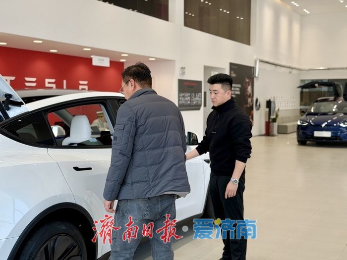 首推“车保+消费券”补贴新模式！济南“万马奔腾”促消费