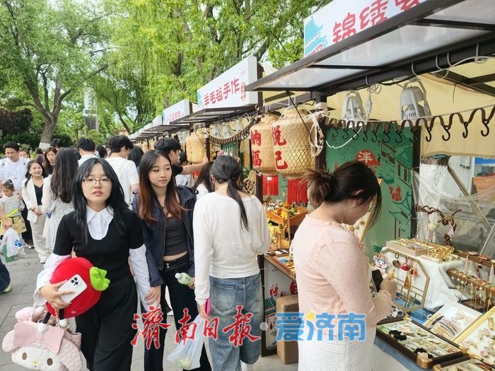 泉畔雅集人气旺