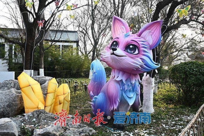 一年四季 泉在济南丨古潭映新韵，灯影照千年 五龙潭灯展演绎新春清幽秘境