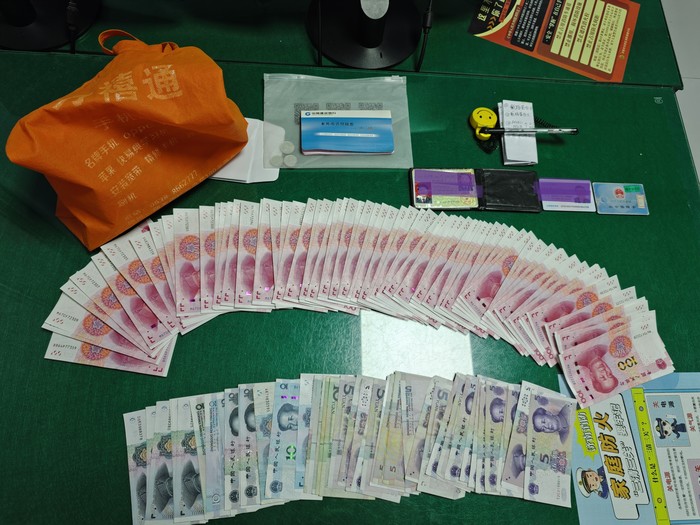 济南公交职工暖心接力 8000余元“过年钱”失而复得