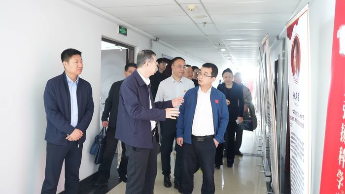 逐光而行 薪火永续 科学家精神宣讲报告会走进山东天鹅棉业