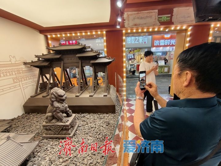 一年四季 泉在济南丨巧克力复刻泉城地标 济南网红博物馆引打卡