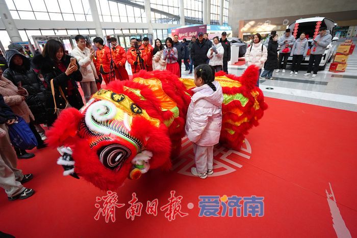 一年四季 泉在济南｜龙狮欢腾迎新春
