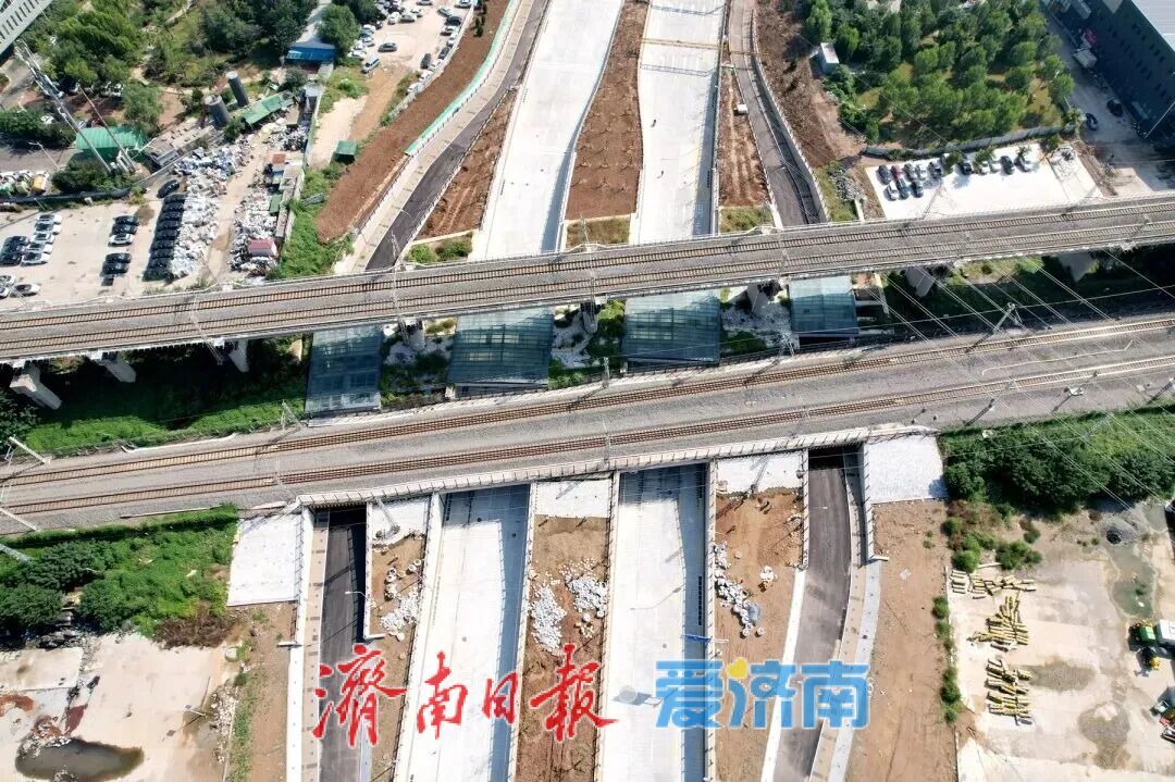 项目强省会｜奥体西路北延穿越胶济铁路立交桥顺利通车