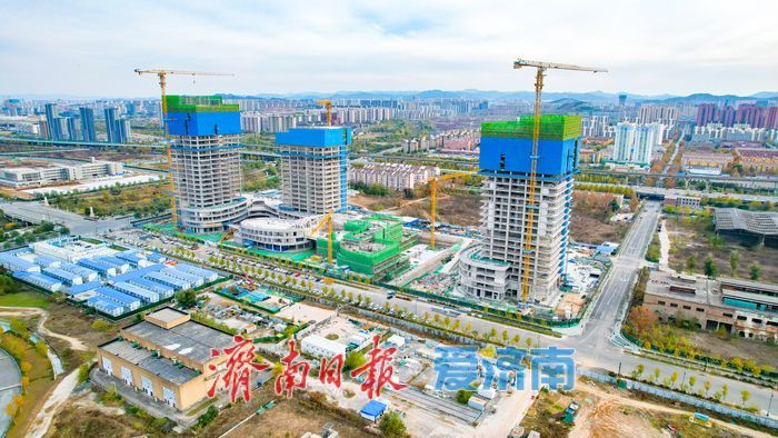 项目强省会｜济南城投经贸生态港科创产业园建设蹄疾步稳 济钢片区崛起AI产业新高地