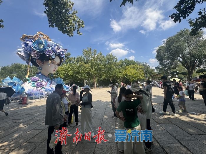 一年四季 泉在济南丨大明湖畔的“夏雨荷”将搬迁 市民游客纷纷打卡