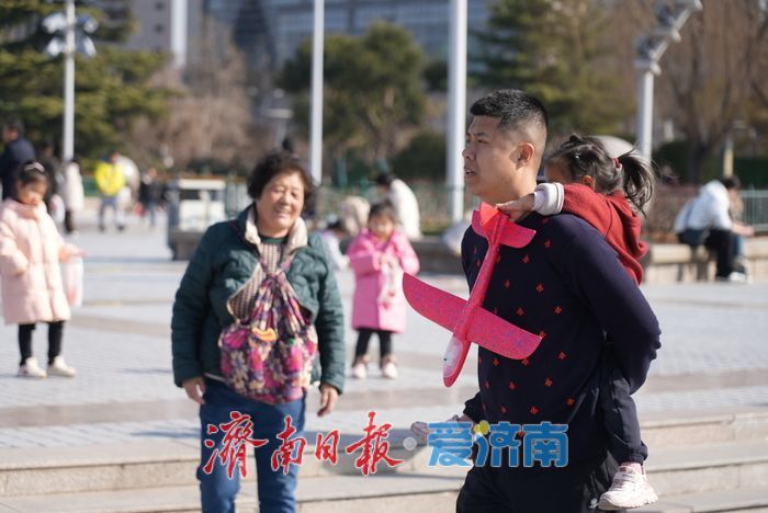 最是春光好 踏青游玩正当时