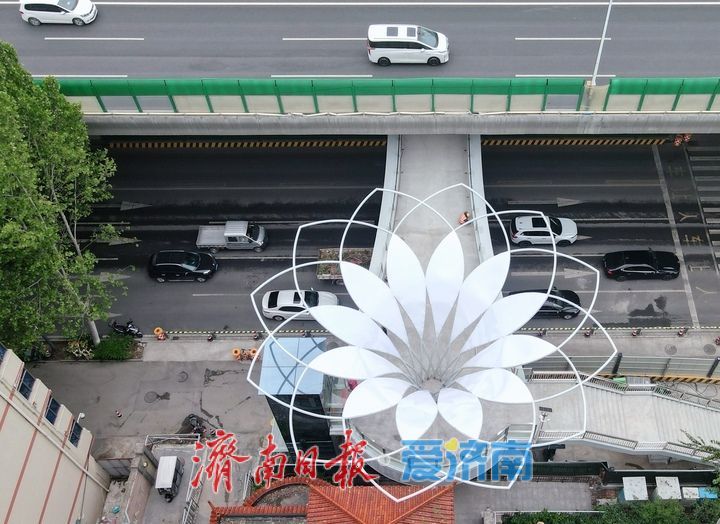 项目强省会｜“玉兰花”装饰造型亮相，二环东路新建过街天桥别具风格