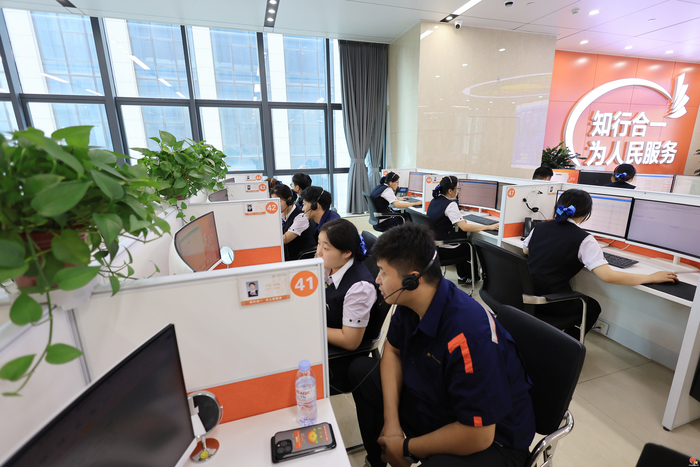 济南热力集团“热线跟听日”架起“连心桥”，聆听客户“心声”