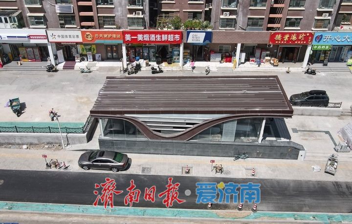 围挡撤场还路于行，济南轨交6号线西段沿线道路逐步恢复正常通行