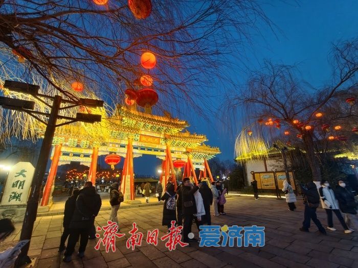 张灯结彩迎新春